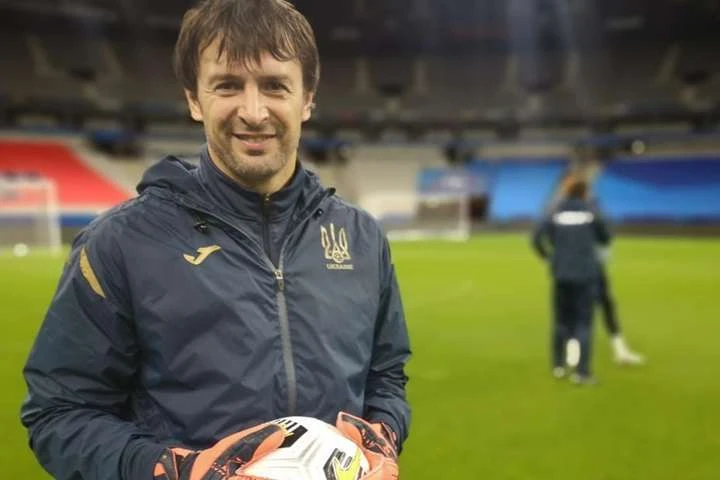 45-річний Шовковський готується замінити П’ятова у матчі з Францією