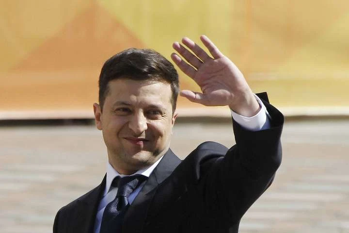 «Це не просто професія, це — місія». Зеленський привітав соціальних працівників зі святом
