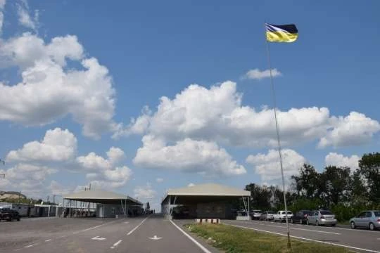 Бойовики поновили роботу пункту пропуску Новотроїцьке