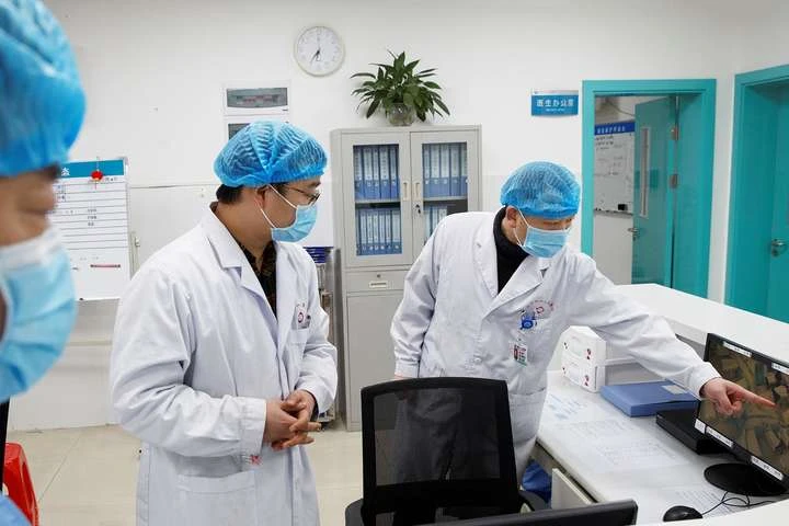 У світі коронавірусом заразилися вже майже 51 млн людей