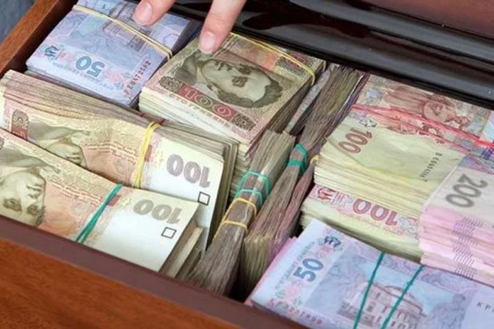Розтрата 136 млн: суд заочно арештував колишню топменеджерку «Приватбанку»