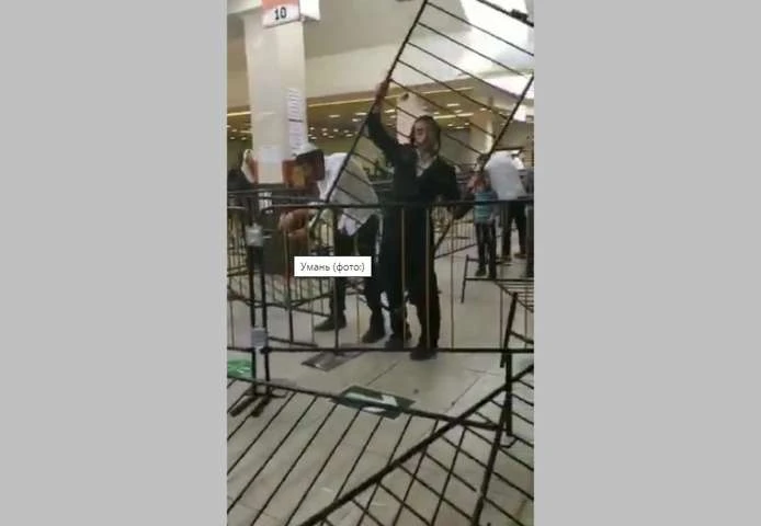 Хасиди влаштували в Умані погром на могилі Рабі Нахмана