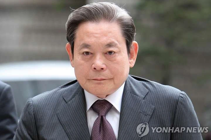 У Сеулі помер глава Samsung