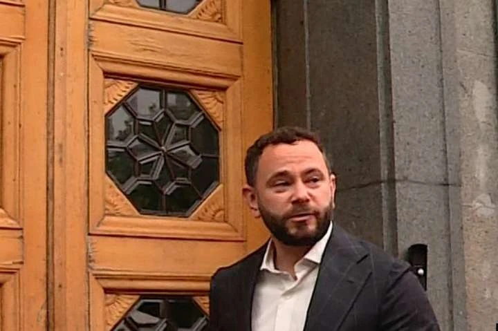 Дубінський заблокував розгляд законопроекту Разумкова щодо відновлення е-декларування