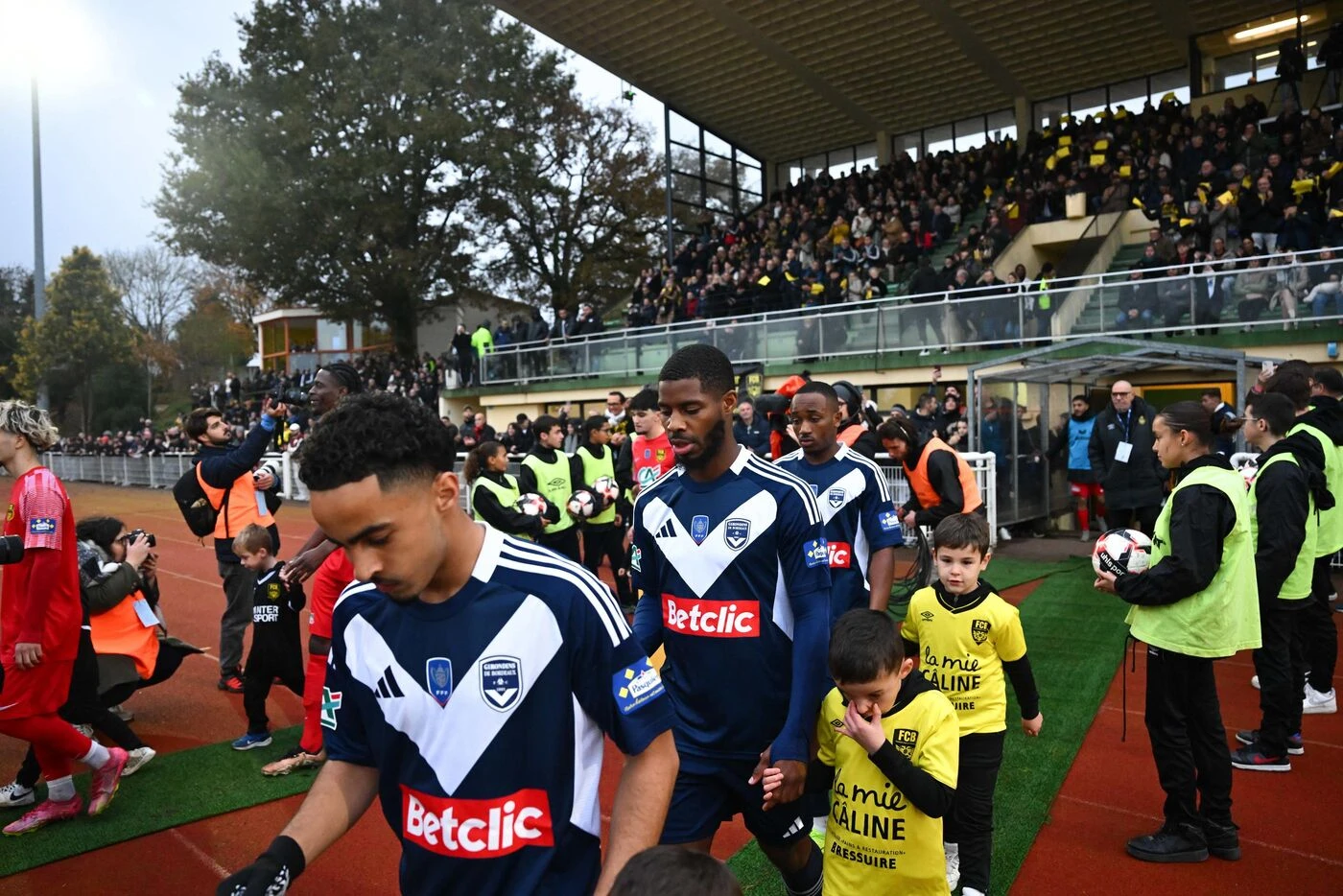 Pas de victoires, supporters en colères et tensions : le début de saison cata des Girondins de Bordeaux en N2