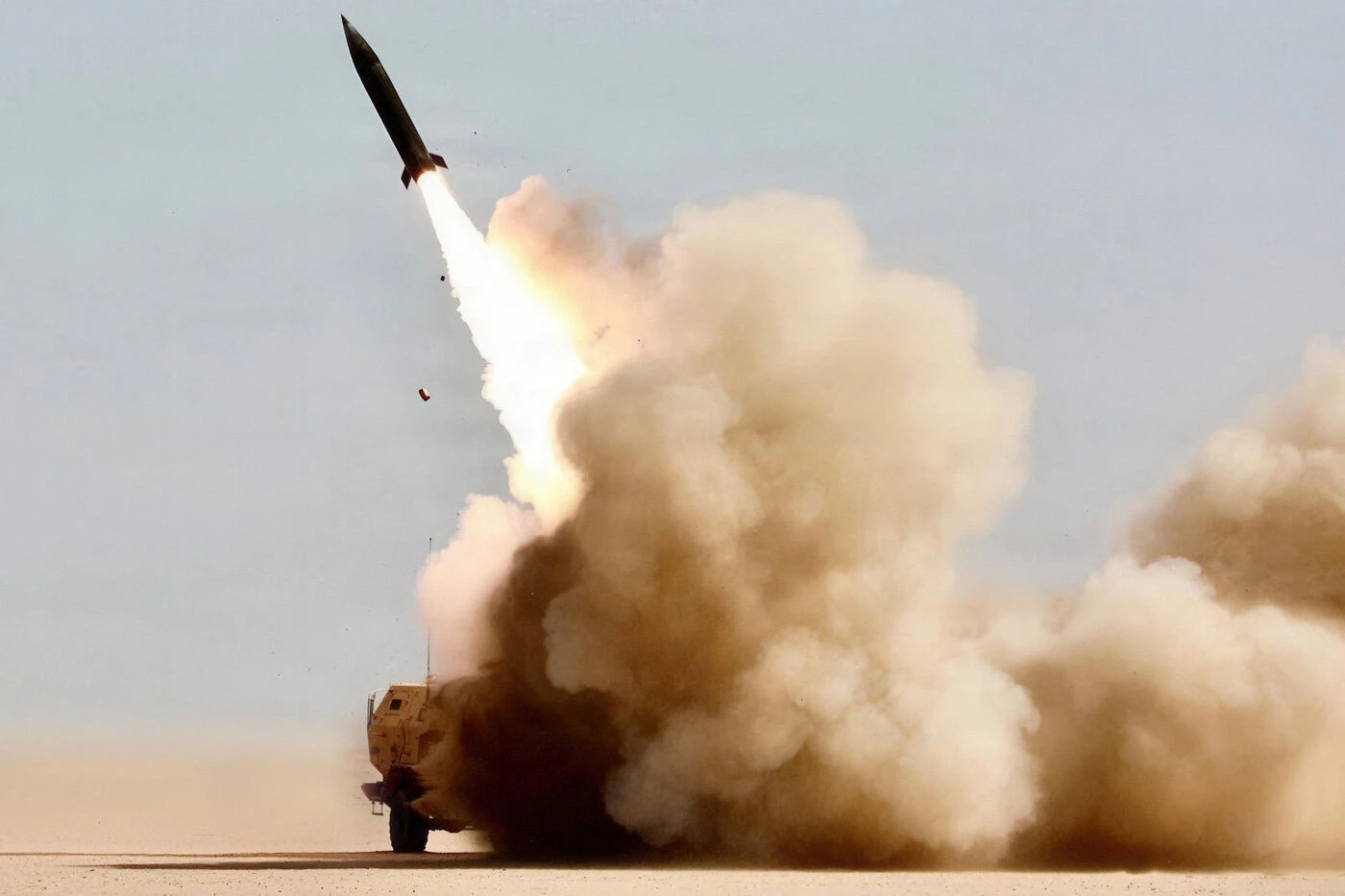 La France teste avec succès un nouveau missile, le FLP-T150, capable de rivaliser avec les Himars américains
