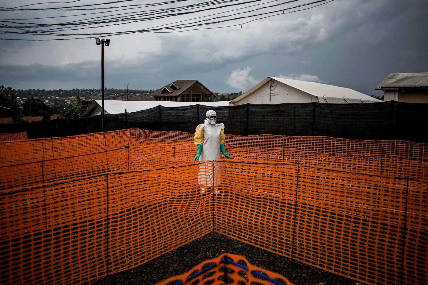 « On peut aller jusqu’à 50 % de létalité » : la RDC frappée par une nouvelle souche du virus Ebola sans vaccin