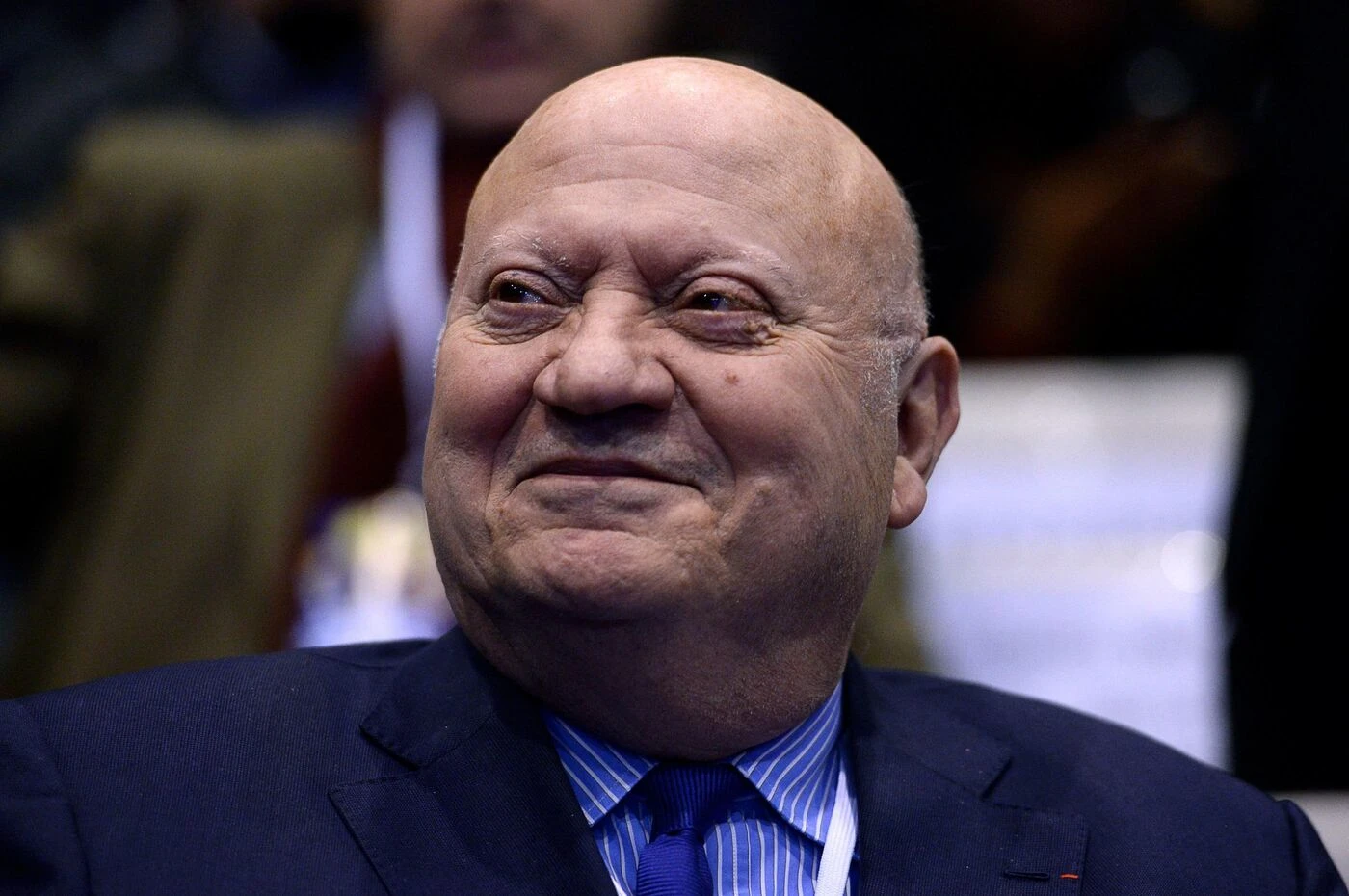 « Quelle est la différence entre un cocu et un député ? » : florilège des petites phrases d’André Santini, à l’humour décomplexé