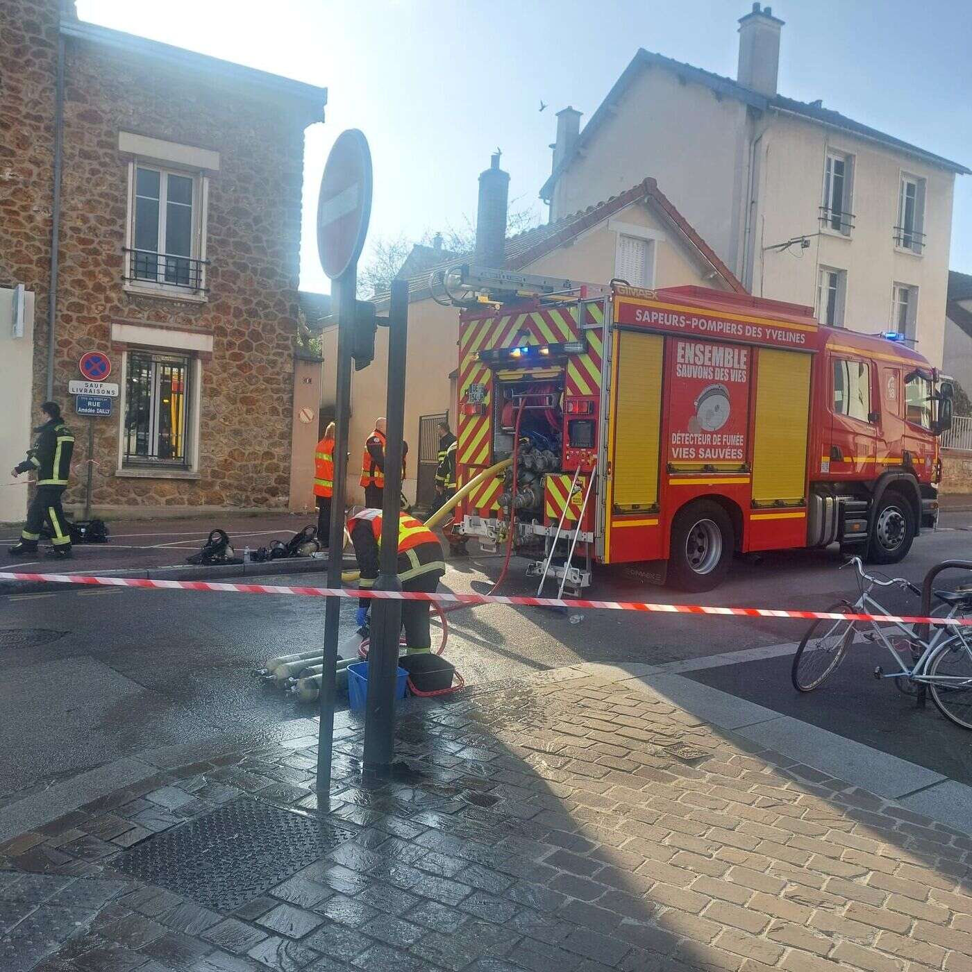 Yvelines : l’occupant de l’appartement en feu serait atteint du syndrome de Diogène