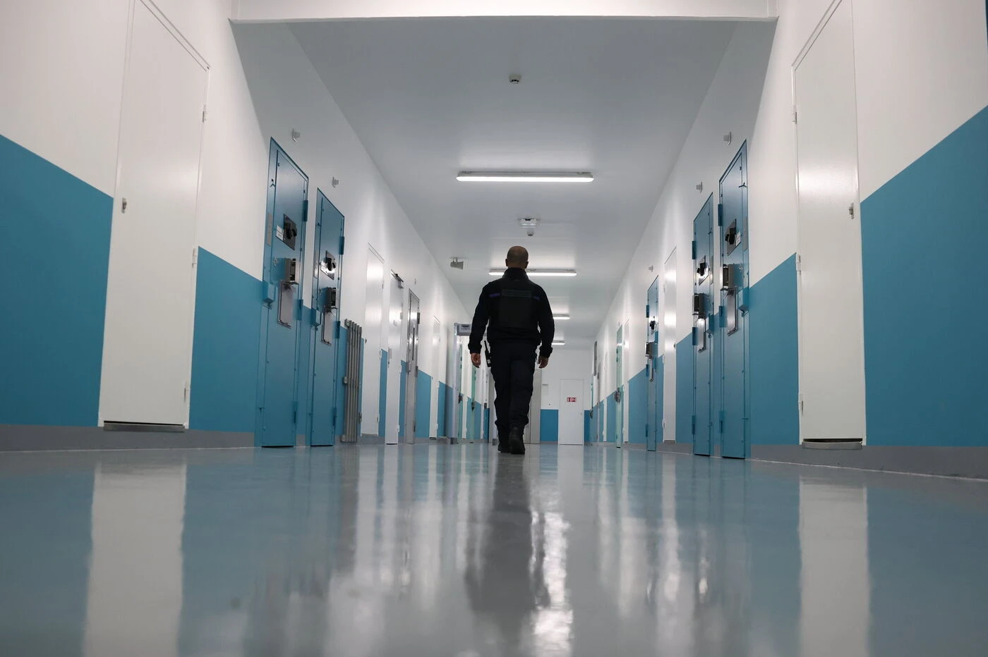 Attaques de prisons : 19 suspects incarcérés, deux mineurs placés en centre éducatif fermé