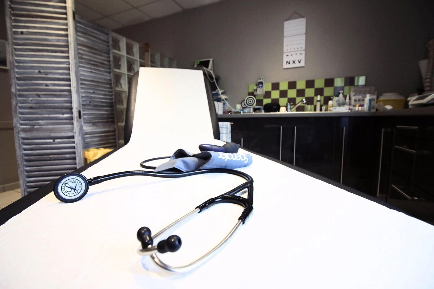 Médecin accusé de viol dans les Yvelines : une information judiciaire ouverte