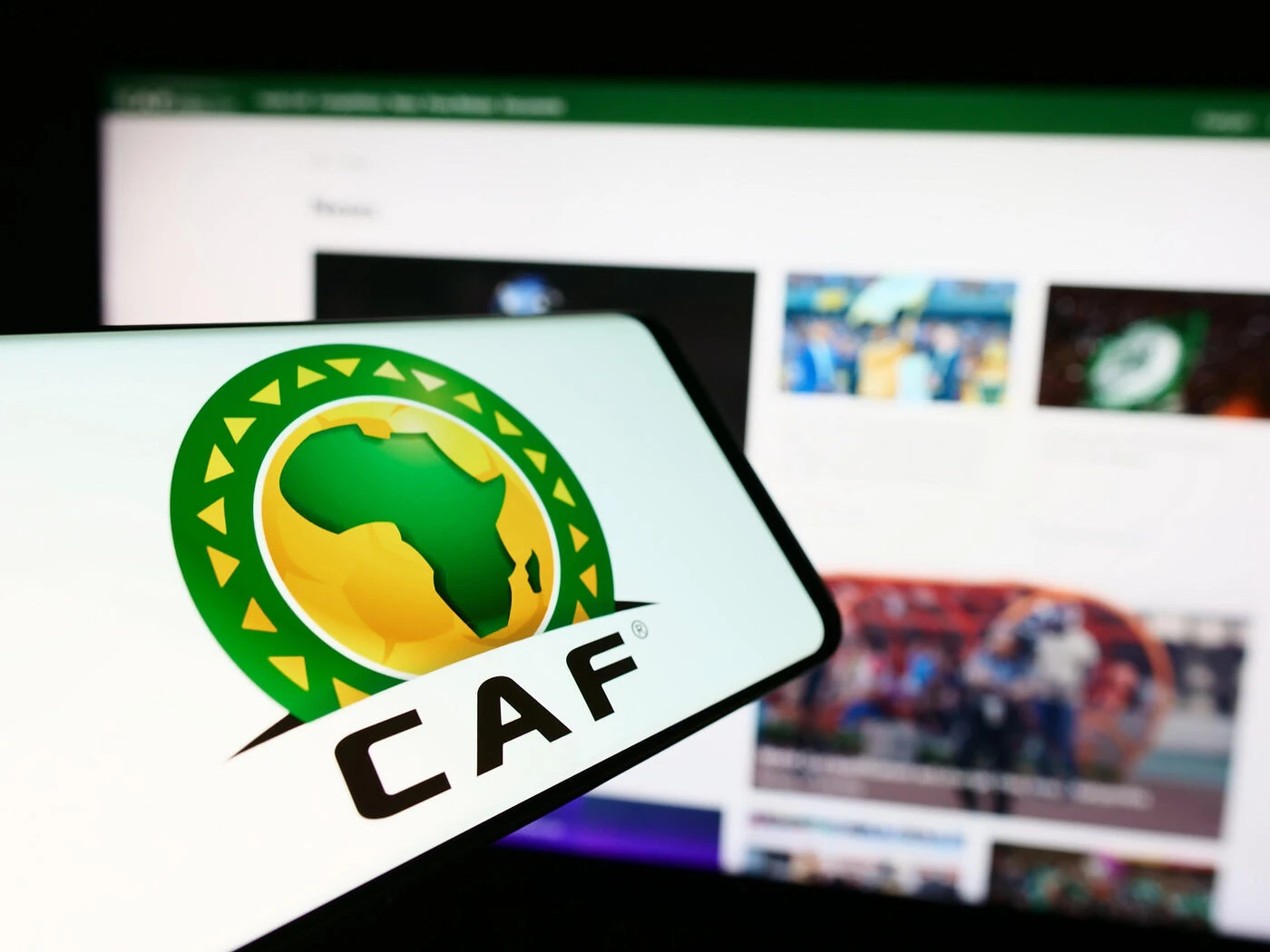 Billetterie pour la CAN 2025 : « honte », « scandale »... les supporters en colère après le gros bug sur l’application de la CAF