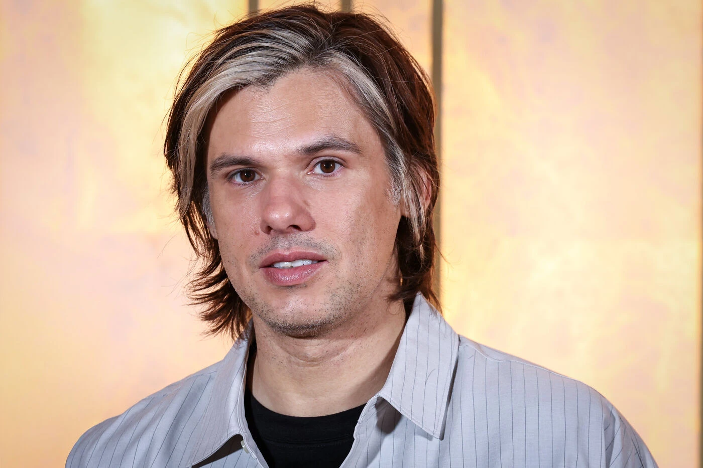 « La fuite en avant » : Orelsan annonce la sortie de son cinquième album, un « prolongement » du film « Yoroï »