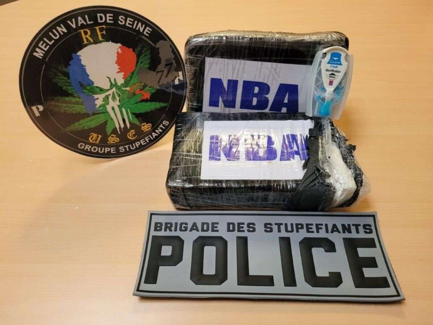 Seine-et-Marne : les policiers de Melun découvrent plus de 2 kg de cocaïne sous une armoire