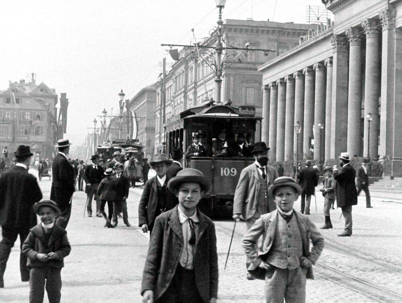 « Lumière, l’aventure continue ! » : les extraordinaires premières images filmées du monde