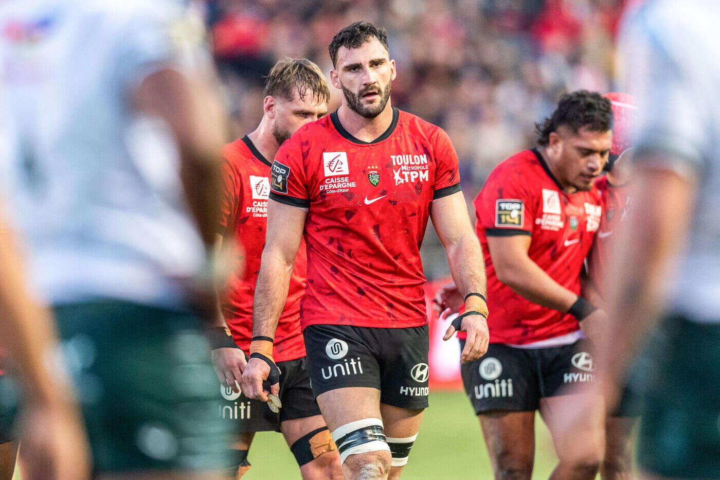 Rugby : inquiétude pour Charles Ollivon, touché au genou droit à quelques semaines du Six Nations