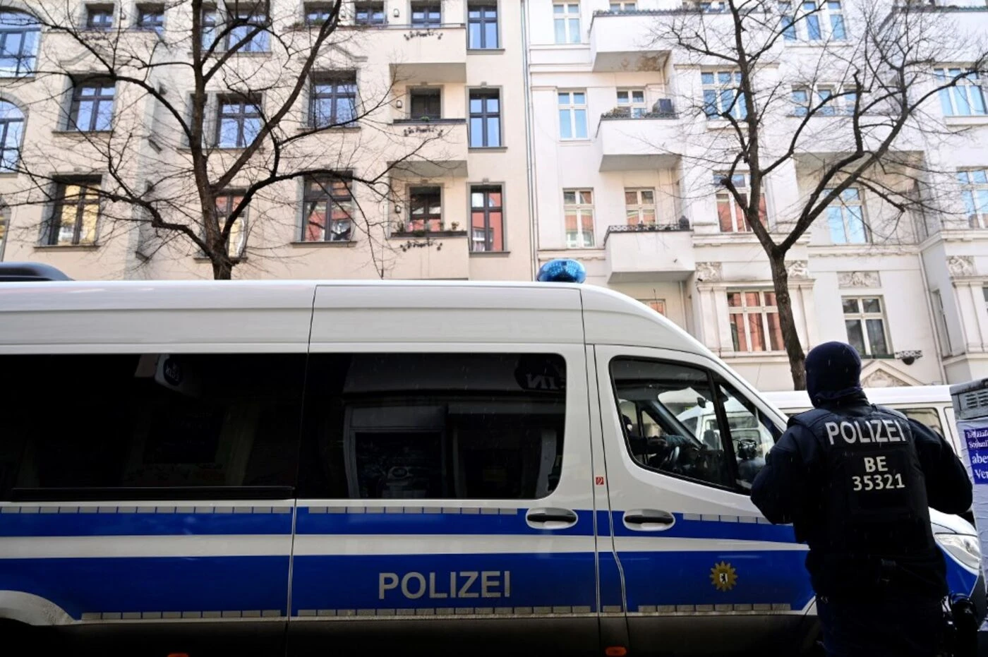 Accusé d’avoir poussé des adolescents à l’automutilation et au suicide, un homme de 20 ans arrêté en Allemagne