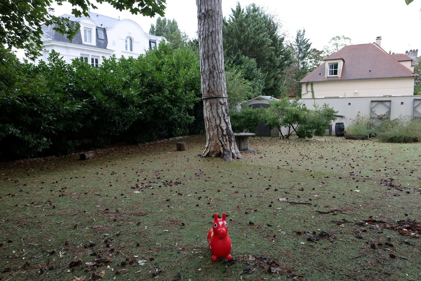 Ecoliers privés de cour de récré à Maisons-Laffitte : la justice ordonne une médiation