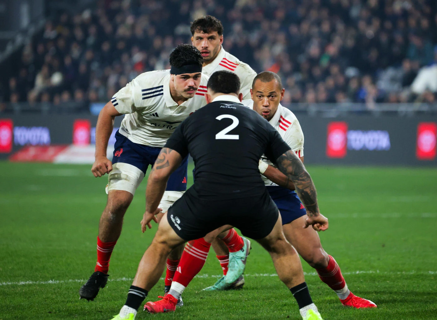 DIRECT. Nouvelle-Zélande - France : suivez le dernier test-match des Bleus face aux All Blacks