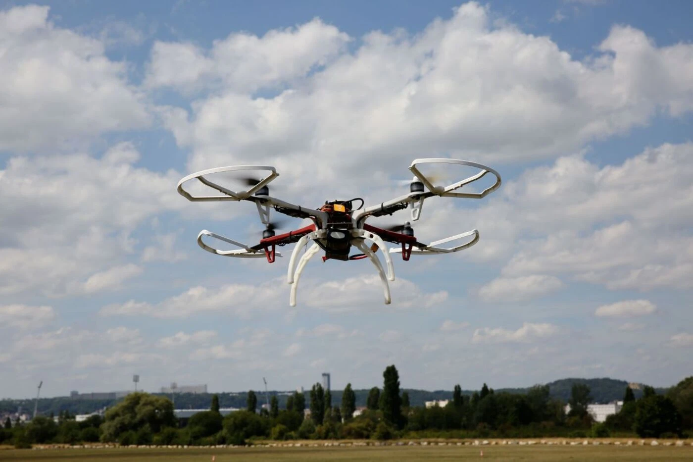 Livraisons de téléphones par drone dans les prisons de l’Oise : l’expédition du trio ne s’est pas passée comme prévu…