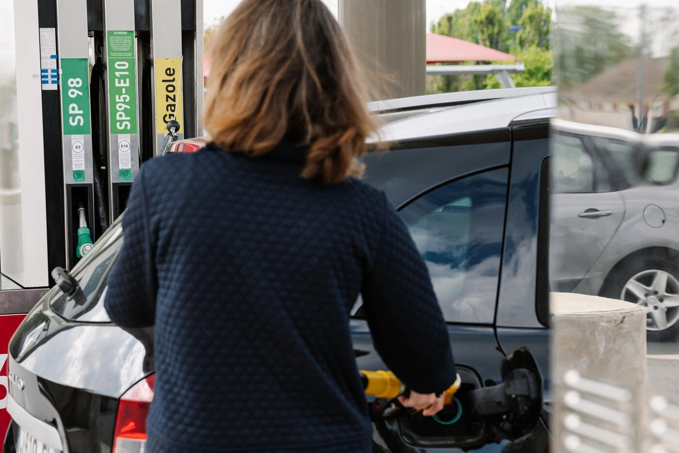Flambée des prix des carburants : environ 9 000 entreprises ont demandé des « prêts flash », selon Bpifrance