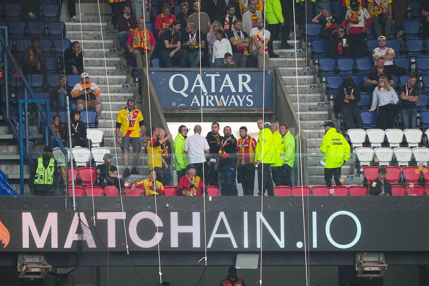 PSG-Lens : pourquoi les supporters lensois ont quitté le Parc des Princes à la mi-temps
