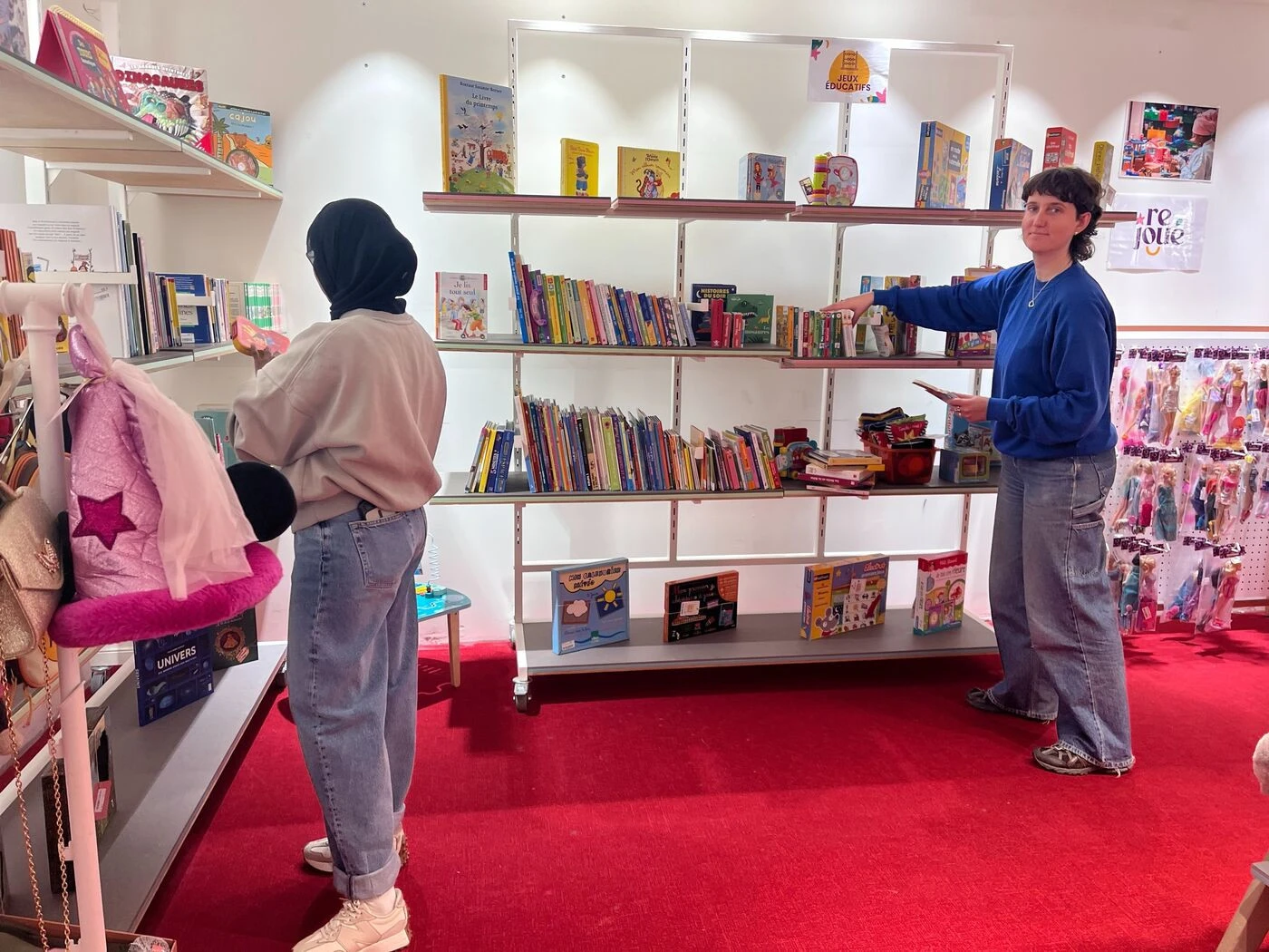 Des jouets à - 40 % : l’association Rejoué joue sa survie dans la galerie marchande d’Athis-Mons