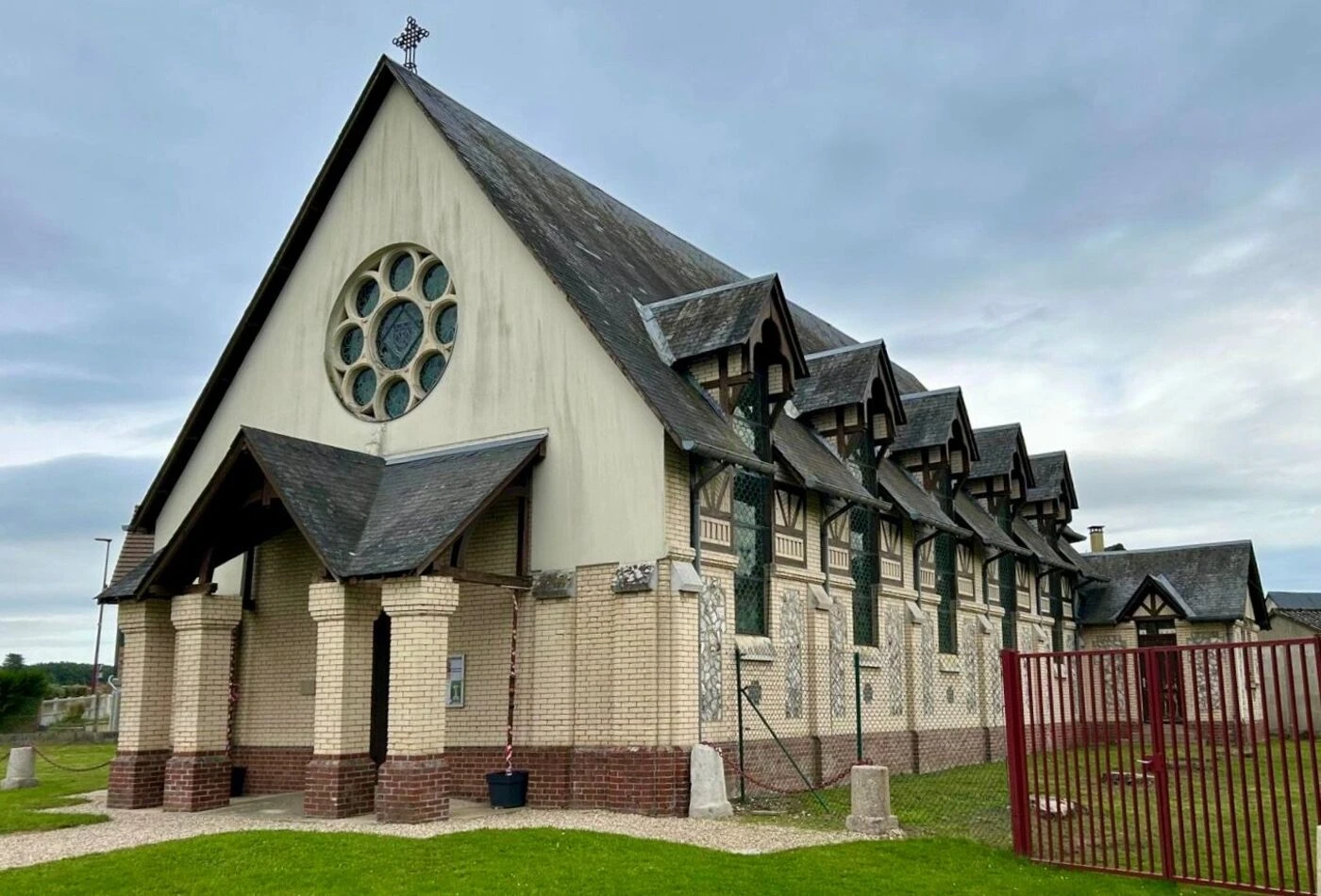 « Recevoir une telle somme de cette manière, c’est une première ! » : une infirmière lègue 250 000 euros aux églises normandes