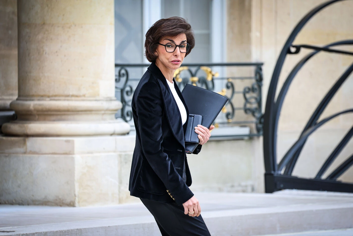 « C’est du pragmatisme » : l’examen du projet de réforme de l’audiovisuel public à l’Assemblée national repoussé
