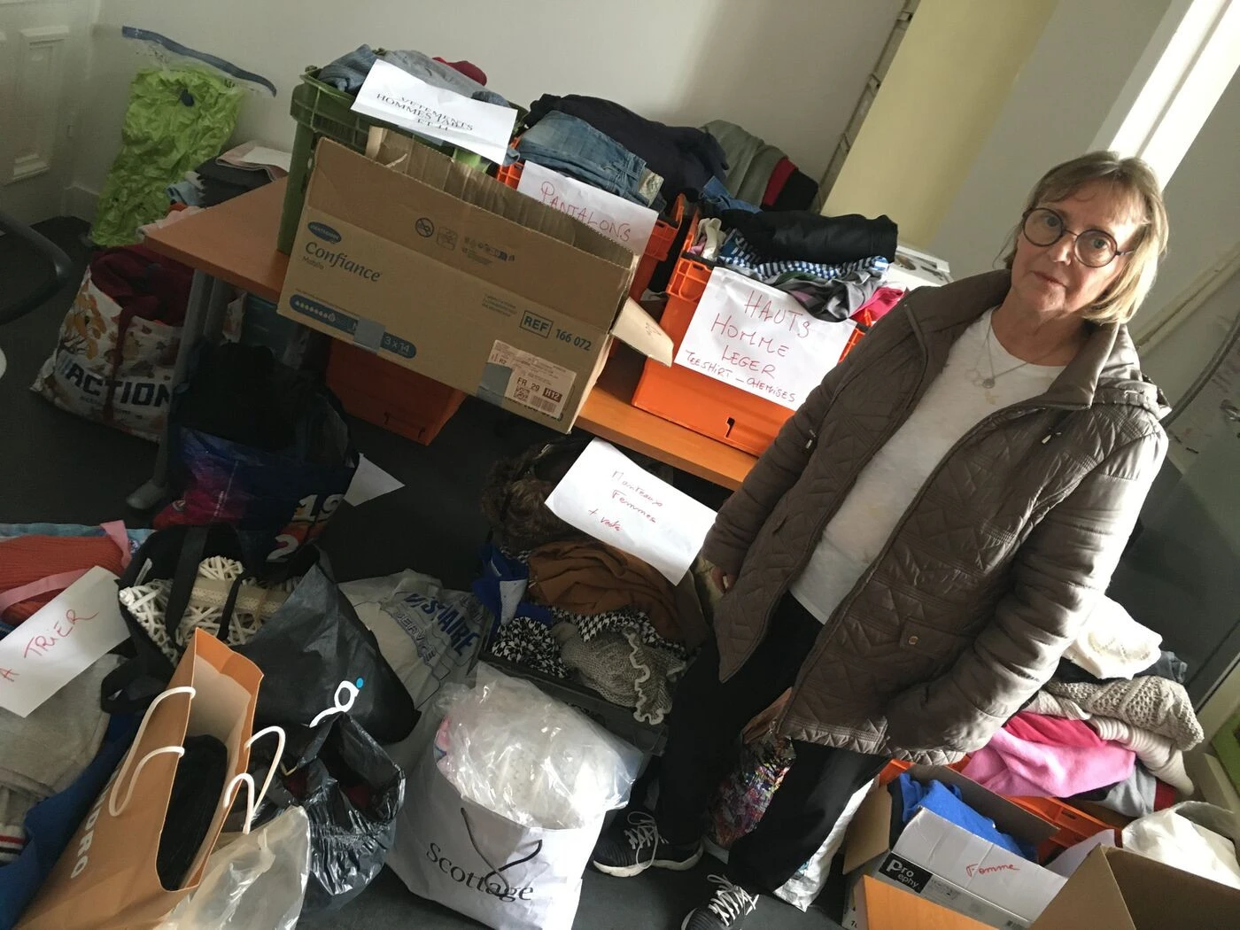 « Une fillette a sorti 5 euros de sa tirelire » : après l’incendie, un village du Calvados au chevet d’une famille éprouvée