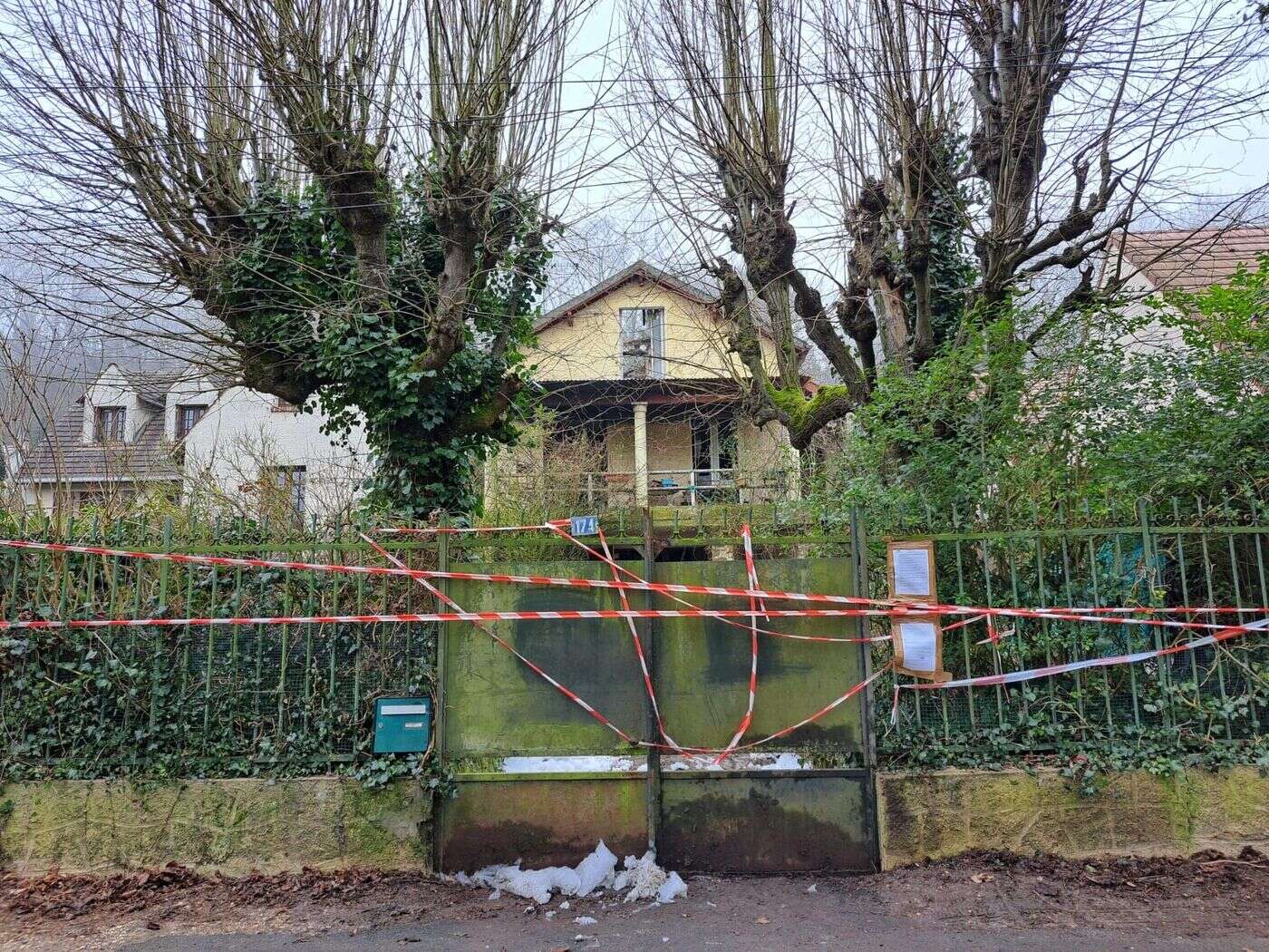 Corbeil-Essonnes : une femme retrouvée morte après l’incendie de son pavillon