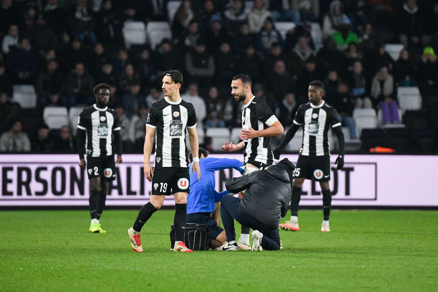 Ligue 1 : le match Angers-Monaco interrompu à cause du ramadan ? La FFF dément