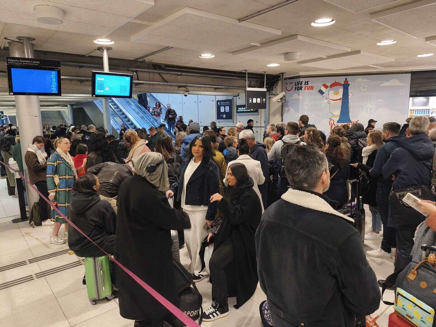 Trafic interrompu en Gare du Nord : TGV, Eurostar, RER, Transilien… le point sur les perturbations