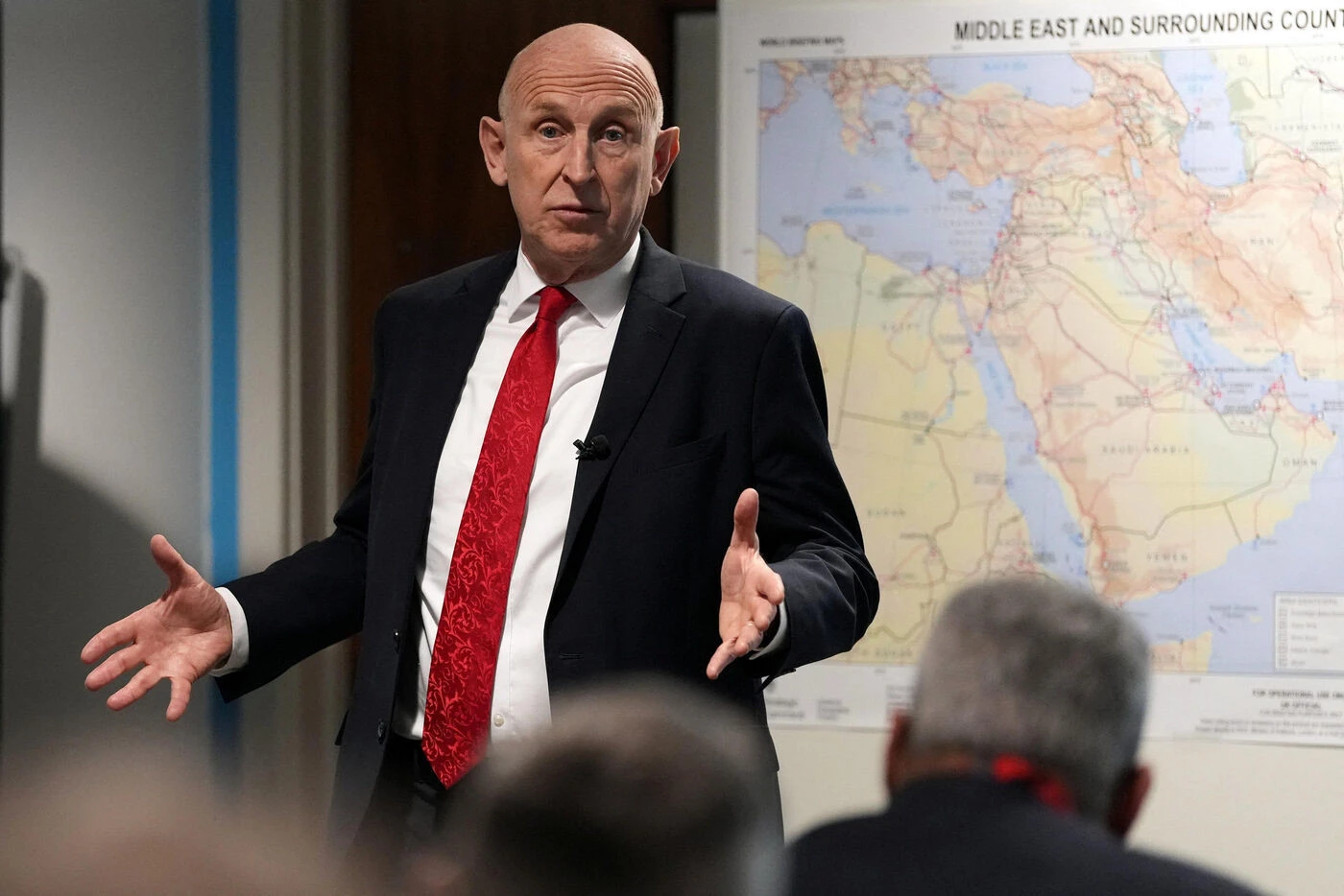 Lors d’un vol à proximité de la frontière russe, le signal GPS de l’avion du ministre britannique de la Défense a été brouillé