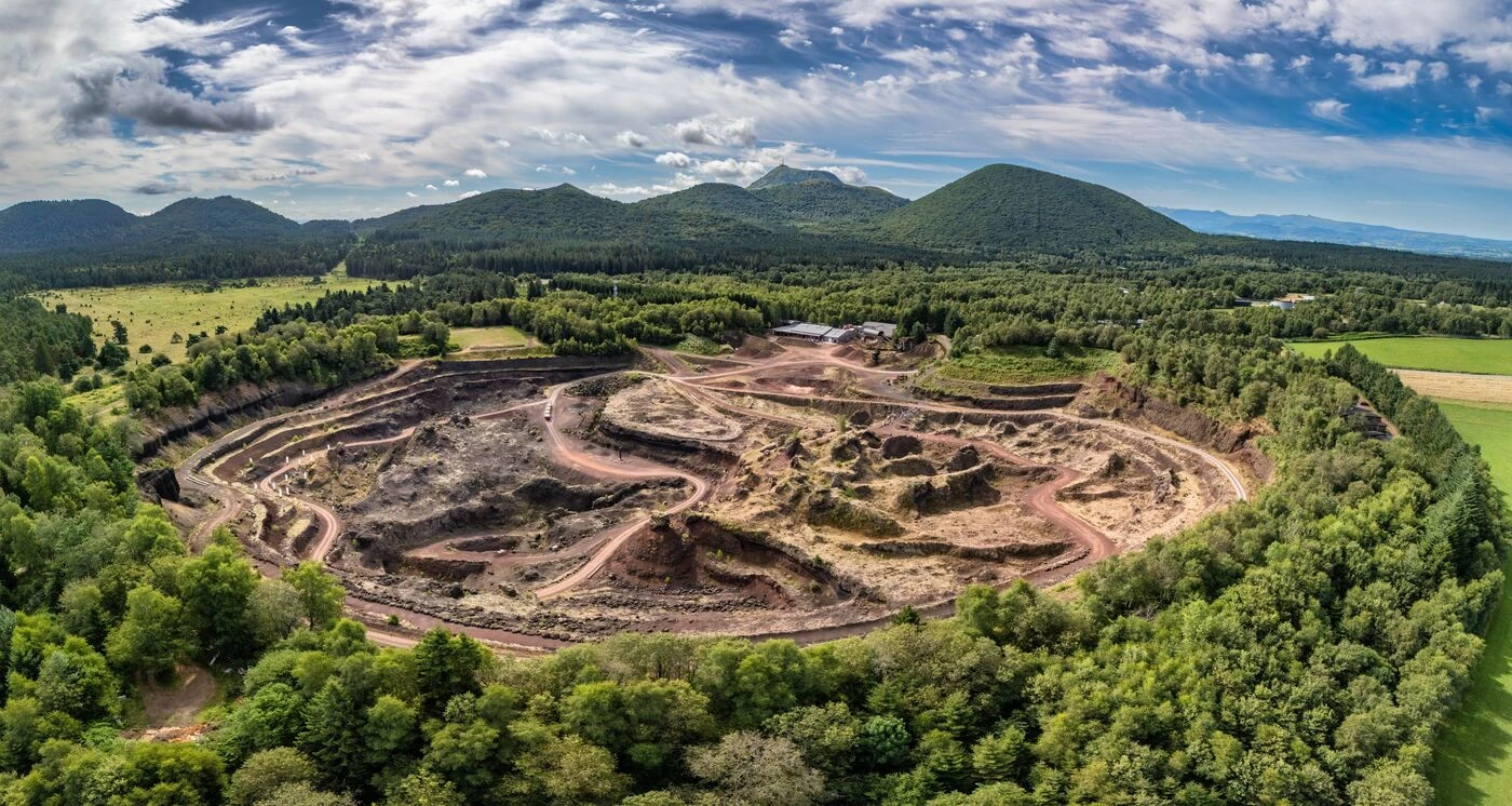 Au cœur du Puy-de-Dôme, visite immersive dans les entrailles d’un volcan auvergnat
