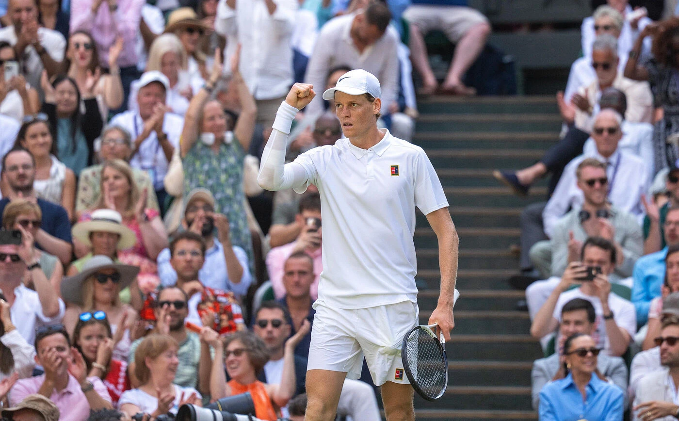 Wimbledon : Jannik Sinner domine Carlos Alcaraz et s’offre sa première couronne à Londres
