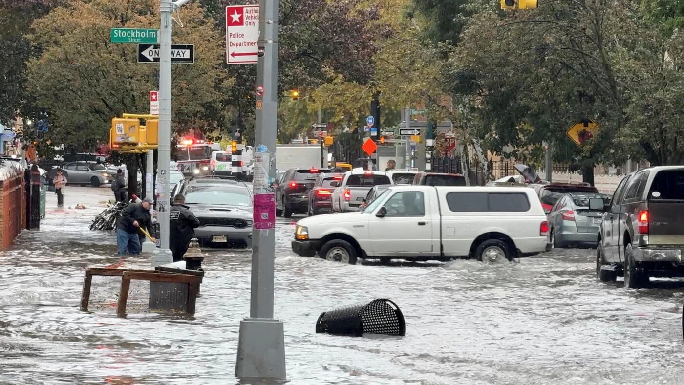 Les images impressionnantes des pluies abondantes qui ont inondé le quartier de Brooklyn, à New York