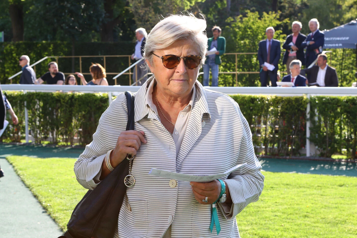 Quarante ans après sa victoire, Criquette Head au départ du Prix du Jockey Club avec une autre casquette grâce à Pearled Majesty