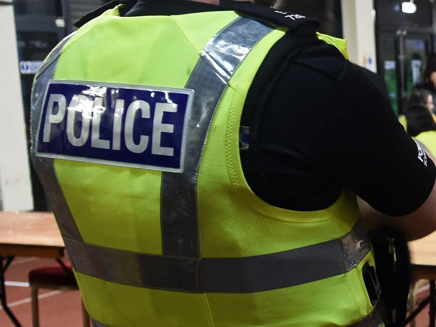 Il maintenait la touche « Z » de son clavier enfoncée : un policier britannique viré pour avoir simulé 103 heures de télétravail