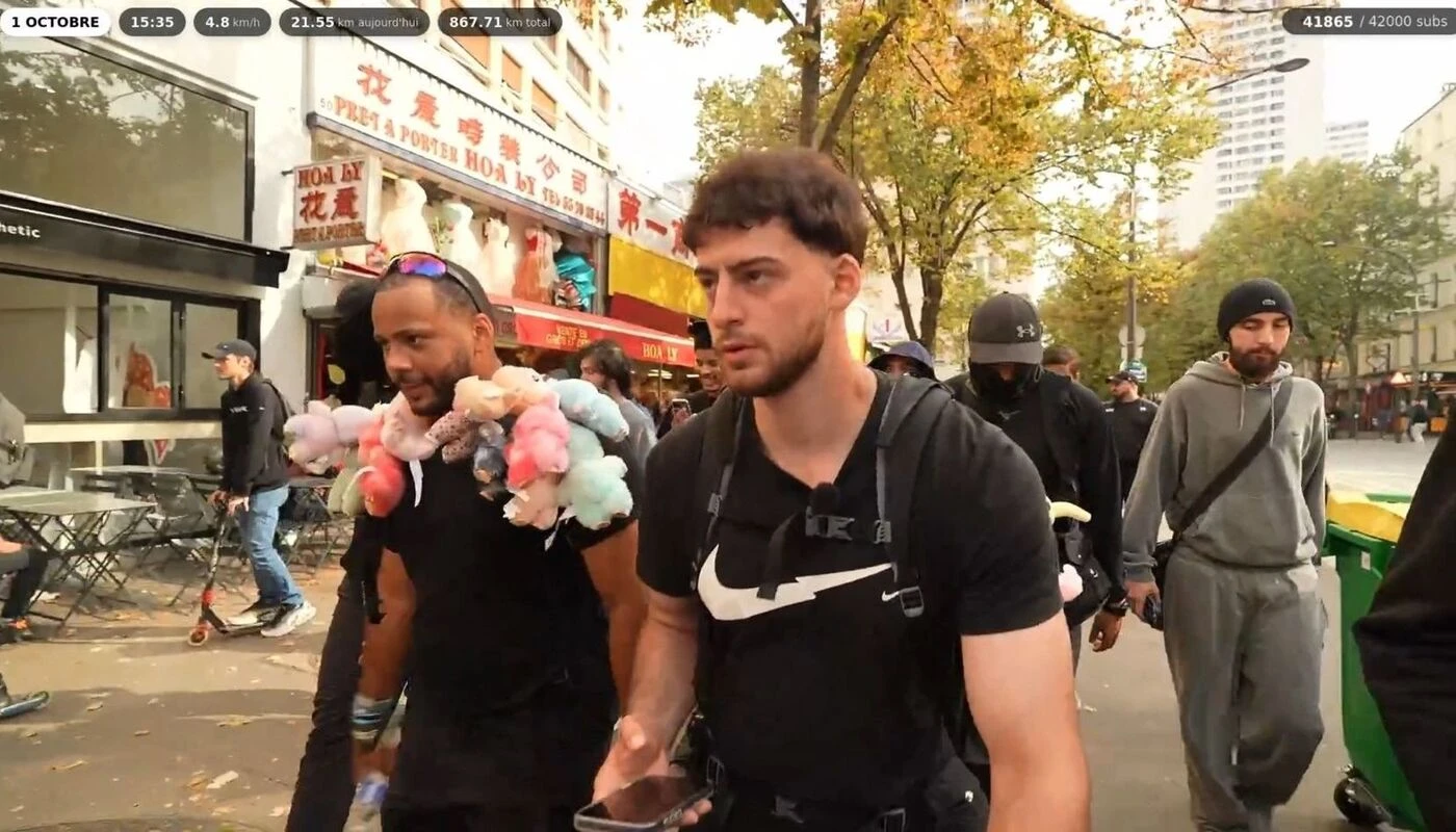 Après plus de trois semaines de marche, les streameurs Nico et Byilhan sont arrivés à Paris