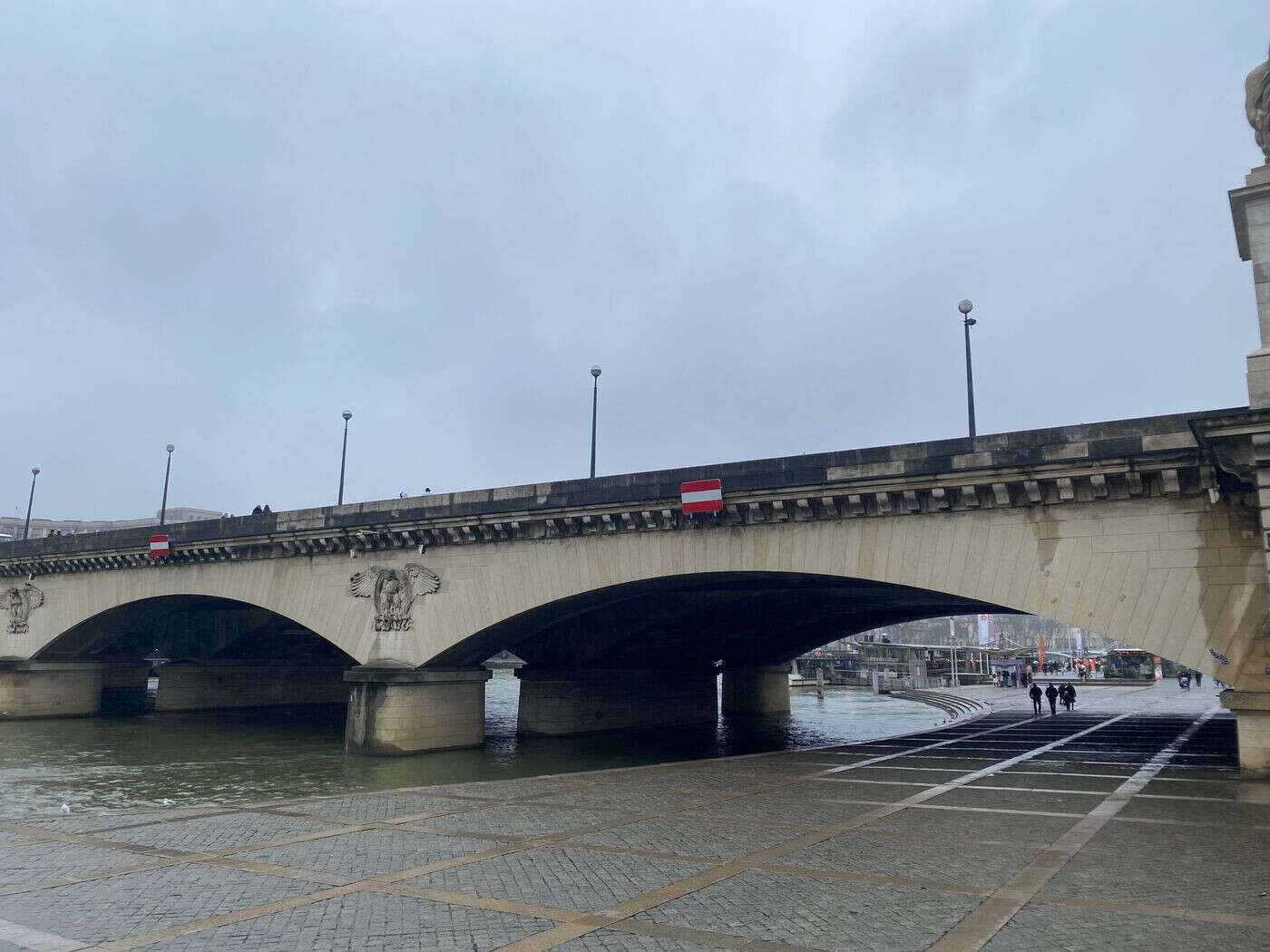 Paris : un jeune Afghan retrouvé mort sous le pont d’Iéna, une enquête ouverte