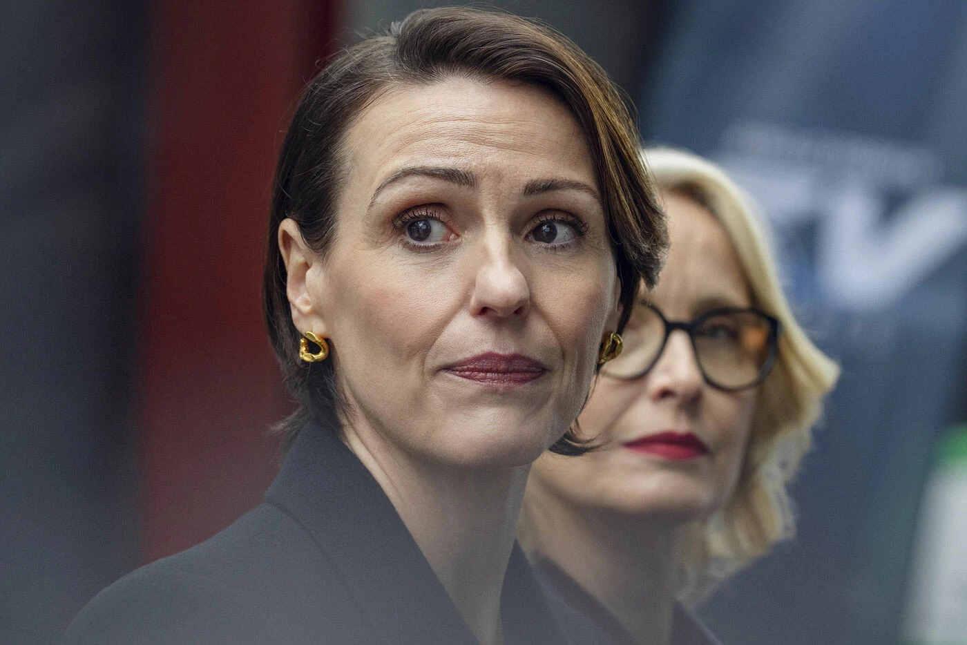 « Hostage » sur Netflix : Suranne Jones et Julie Delpy dans un duel d’actrices de haute volée