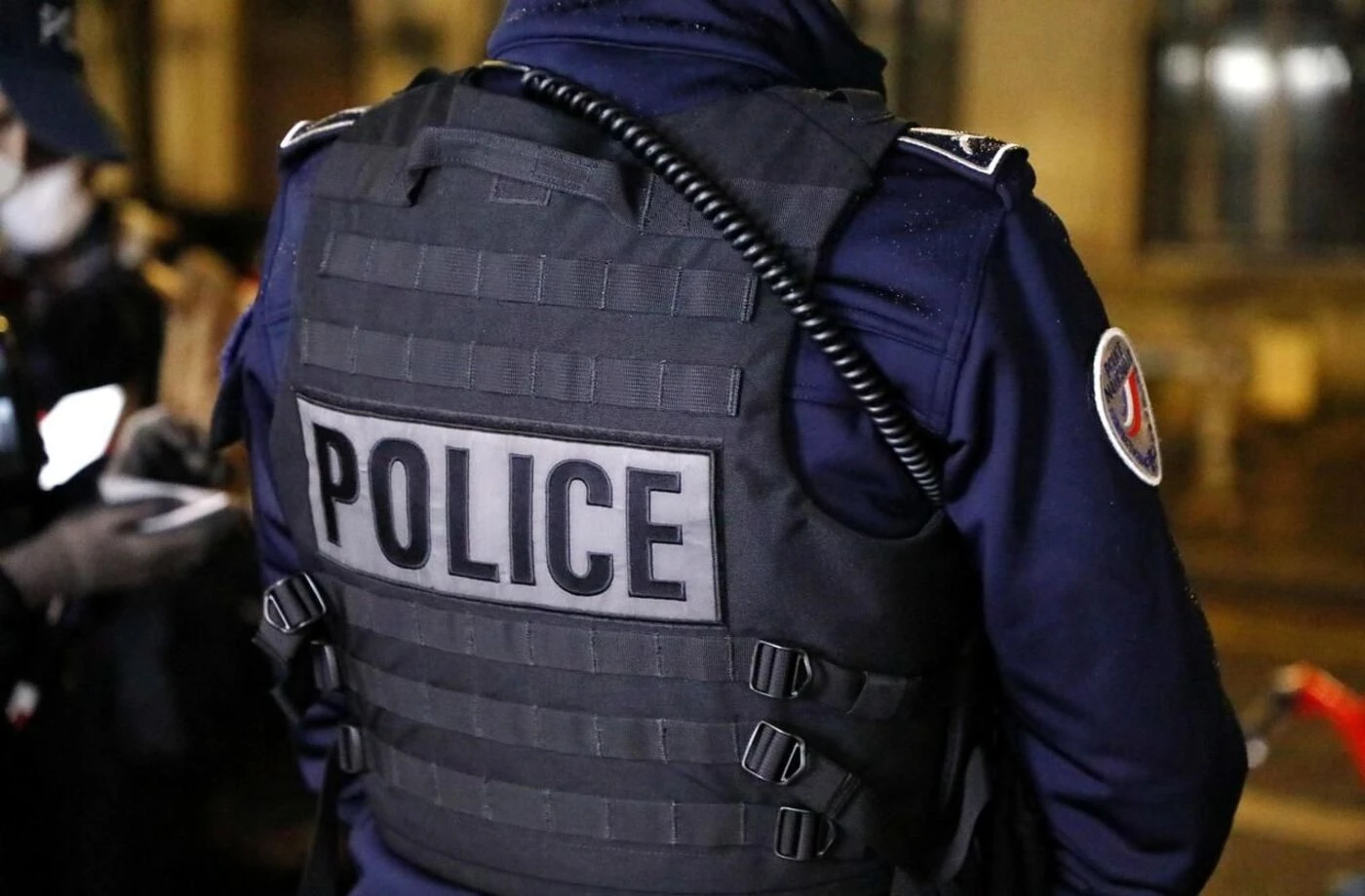 Val-de-Marne : un homme armé met fin à ses jours devant les policiers