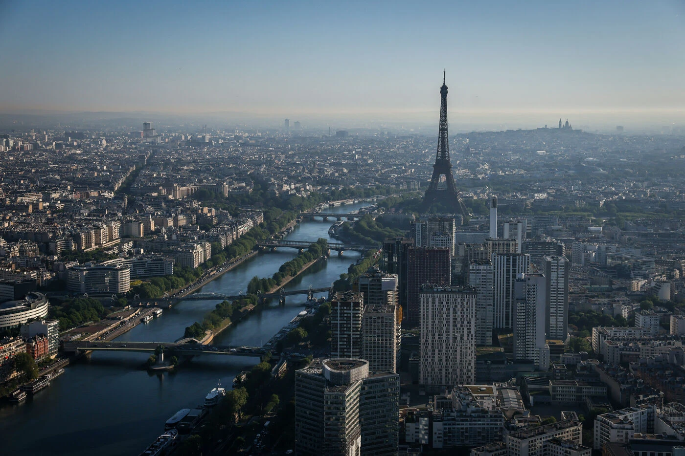 Districts, fusions, compétences… Cinq minutes pour comprendre le projet de « Ville du Grand Paris » voulu par Clément Beaune