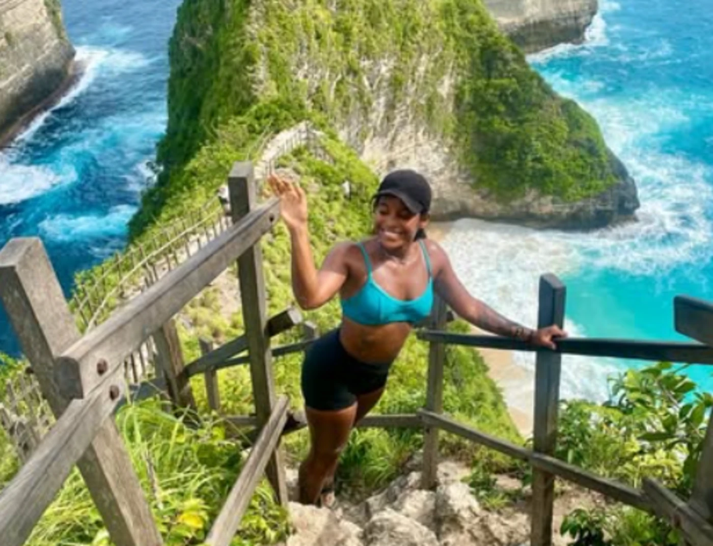Une touriste de 26 ans est coincée depuis trois jours à 500 m de profondeur dans un volcan actif d’Indonésie