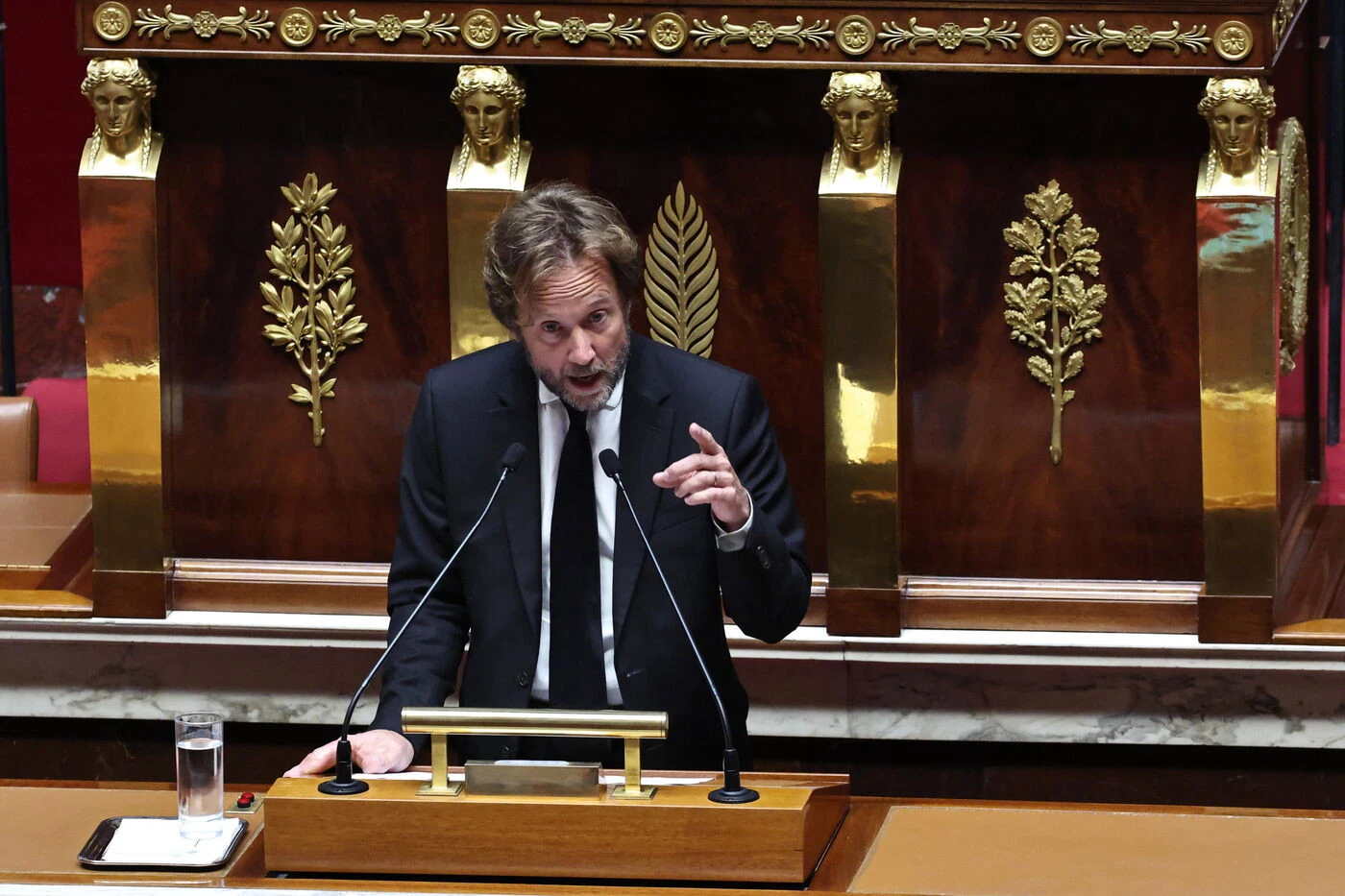 Budget 2026 : le PS pourrait ne pas censurer Sébastien Lecornu « cette semaine », selon Boris Vallaud