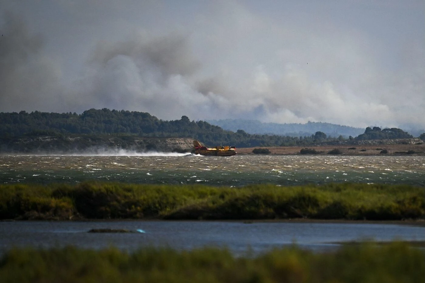 Plus de 600 ha ravagés par un incendie dans l’Aude, les Canadairs attendus ce dimanche matin