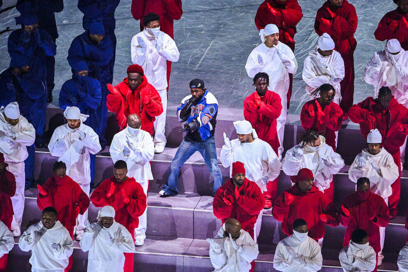 Le rappeur Kendrick Lamar, star du concert du Super Bowl et de l’Amérique, n’a pas oublié Drake