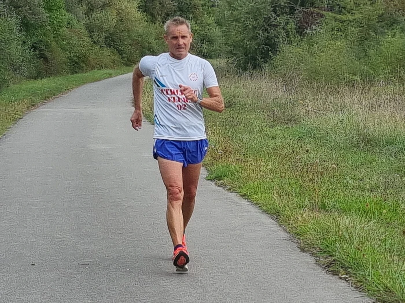 Pour fêter ses 60 ans, il a couru soixante marathons en soixante jours !