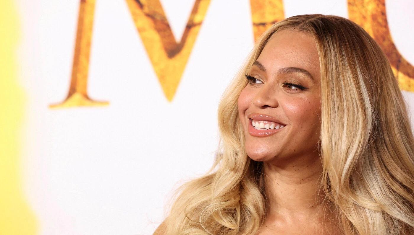 Beyoncé fait une magnifique surprise à un jeune couple en dévoilant le sexe de leur bébé en plein concert